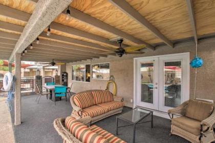 Relaxing Phoenix House with Hot Tub Pool and Grill! - image 5