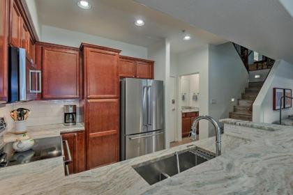 Desert Ridge Townhome with Patio Less Than 4 Mi to Mayo Clinic - image 4