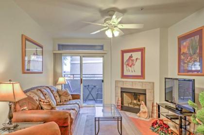 Phoenix Couples Condo with Deck and Pool and Spa Access! - image 17