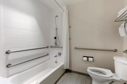 Best Western Plus Executive Residency Phoenix North Happy Valley - image 8