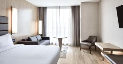 AC Hotel by Marriott Phoenix Downtown - image 11