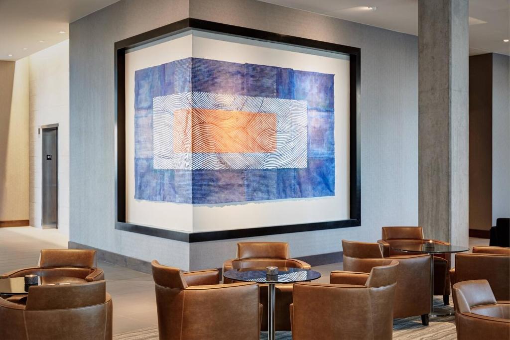 AC Hotel by Marriott Phoenix Downtown - image 2