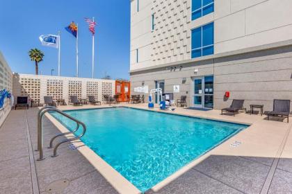 Holiday Inn Express  Suites   Phoenix Dwtn   State Capitol an IHG Hotel