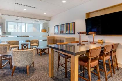 Holiday Inn Express & Suites - Phoenix Dwtn - State Capitol an IHG Hotel - image 8