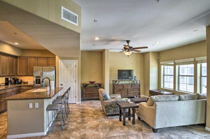 3-Story Phoenix Abode Balcony and Pool Access! - image 4