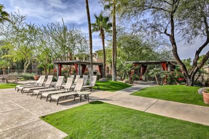 Phoenix Condo with Patio about 3 mi to Airport