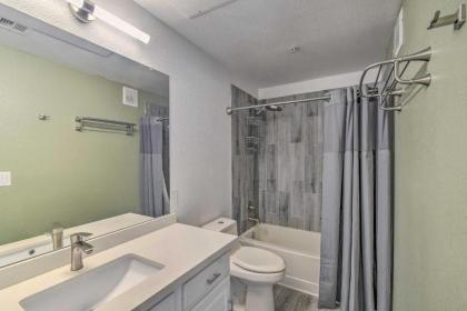 Phoenix Condo with Patio about 3 Mi to Airport! - image 16