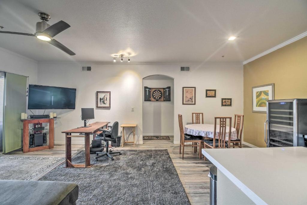 Phoenix Condo with Patio about 3 Mi to Airport! - image 4