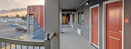 Epic Hotel - image 12