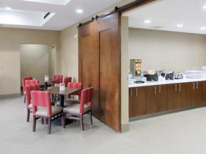 Comfort Suites Greenville South - image 12