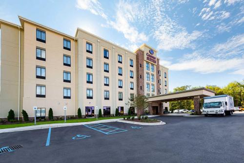 Comfort Suites Greenville South - image 2