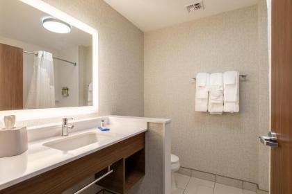 Holiday Inn Express & Suites Greenville S - Piedmont an IHG Hotel - image 13