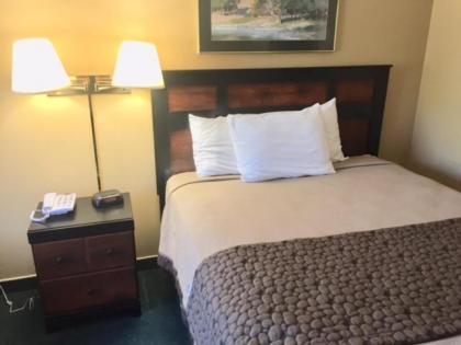 Governor's Inn - image 4