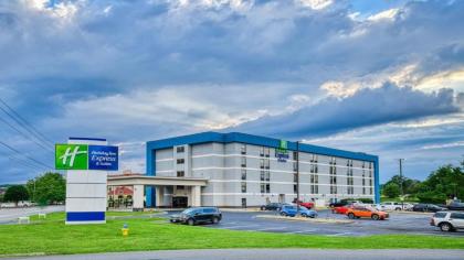 Holiday Inn Express Hotel & Suites Pigeon Forge an IHG Hotel