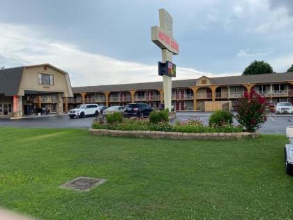 Conner Hill motor Lodge Pigeon Forge Tennessee