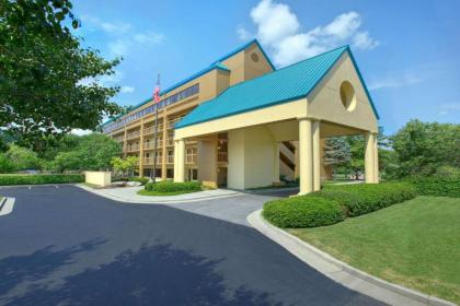 Quality Inn Near the Island Pigeon Forge Tennessee