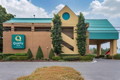 Quality Inn Near the Island Pigeon Forge - image 4