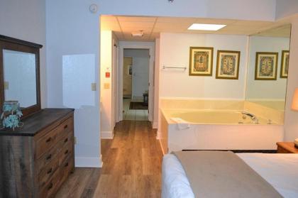 River Place Condos 409 1BD 2Bath - image 2