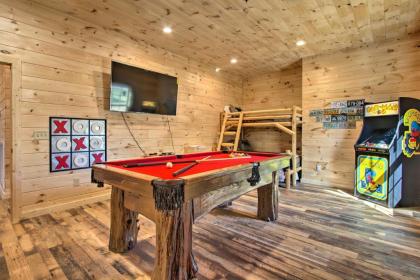 Riverfront Cabin with Hot Tub - 3 Miles to Dollywood - image 2