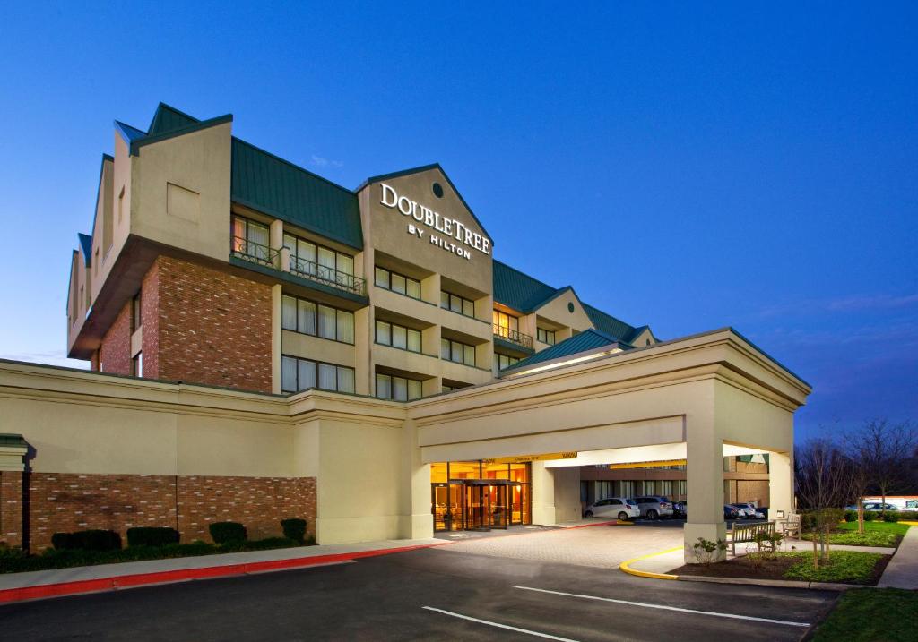 DoubleTree By Hilton Baltimore North Pikesville - main image