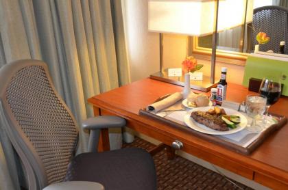 DoubleTree By Hilton Baltimore North Pikesville - image 17