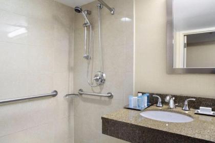 DoubleTree By Hilton Baltimore North Pikesville - image 3