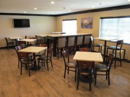 Best Western Presidential Hotel & Suites - image 3
