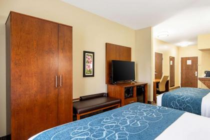 Comfort Inn & Suites Pine Bluff - image 11