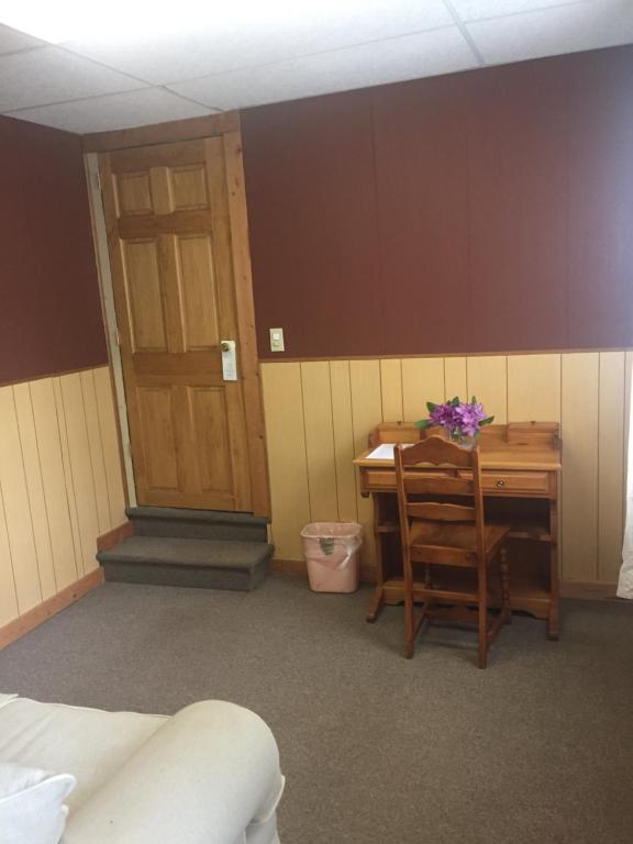 The Wheelhouse Inn - image 6