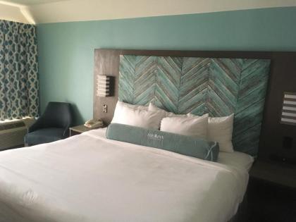 The Inn at Pine Knoll Shores - image 3