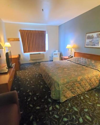 Quality Inn & Suites - image 5