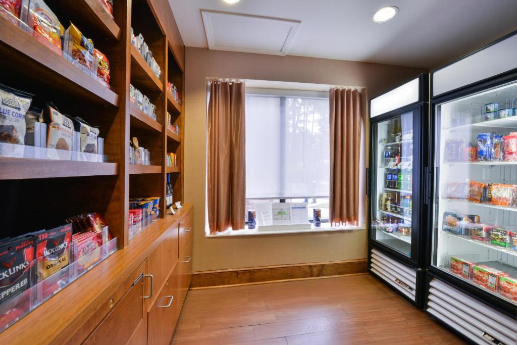 SpringHill Suites Pinehurst Southern Pines - image 7