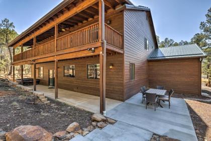 Spacious Pinetop-Lakeside Home with Hot Tub on 1 Acre - image 14