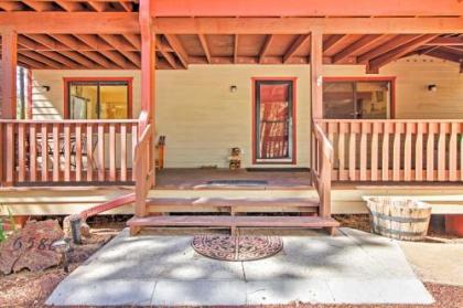 Pinetop Country Club Home with 2 Decks and Private Yard - image 3