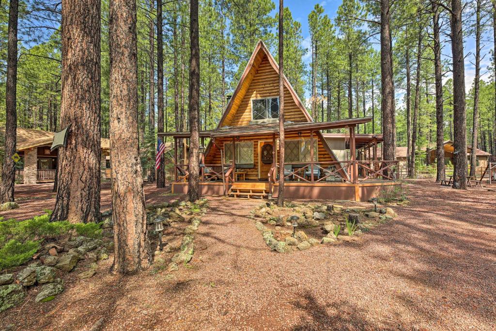 Warm A-Frame Cabin with Pet-Friendly Amenities - main image