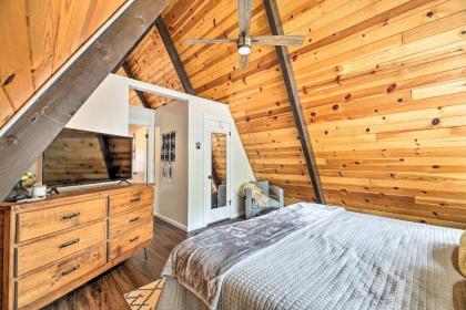 Warm A-Frame Cabin with Pet-Friendly Amenities - image 17