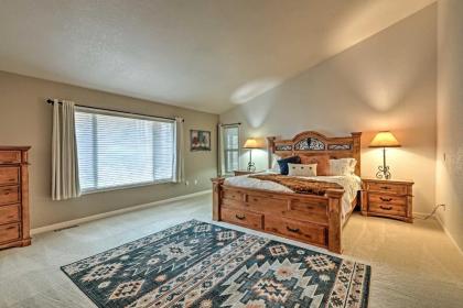 Pinetop Cabin with Fireplace about 1 Mi to Golf! - image 13