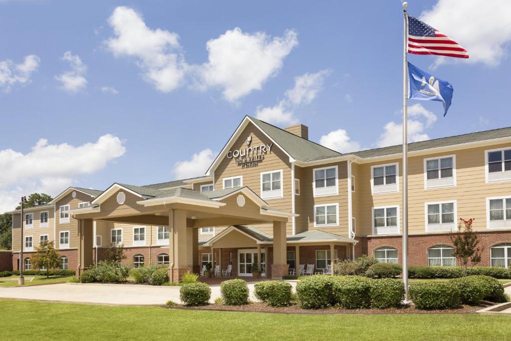 Country Inn & Suites by Radisson Pineville LA - image 2