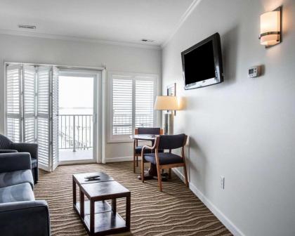 Island Inn & Suites Ascend Hotel Collection - image 15