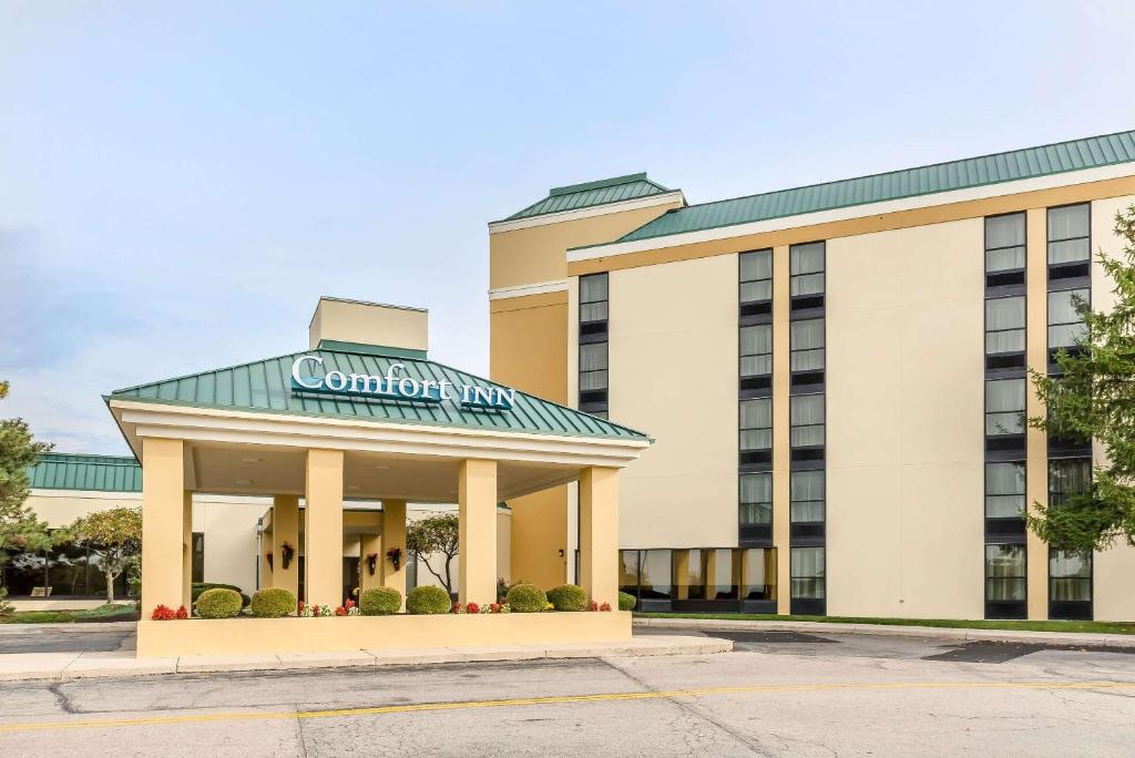 Comfort Inn Miami Valley Centre Mall - main image