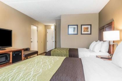 Comfort Inn Miami Valley Centre Mall - image 12