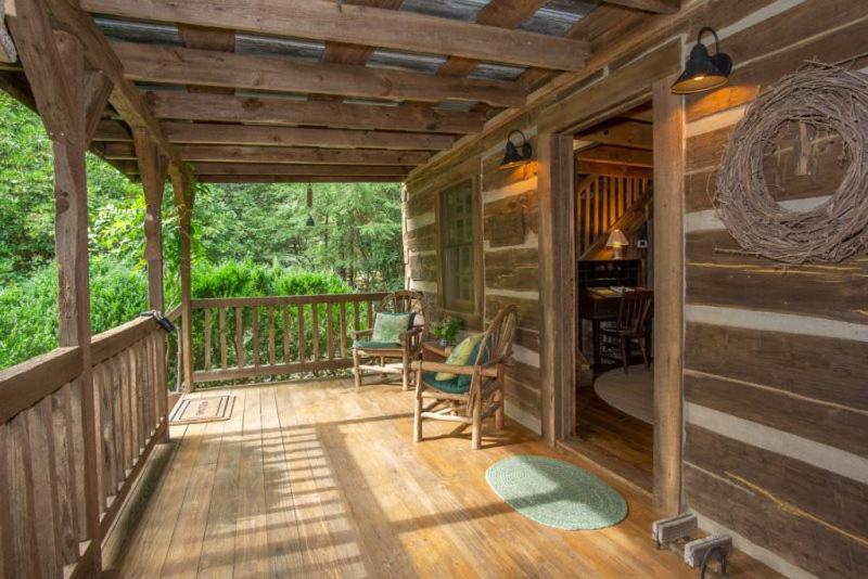 Aunt Babbie`s Cabin - main image
