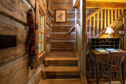 Aunt Babbie`s Cabin - image 8