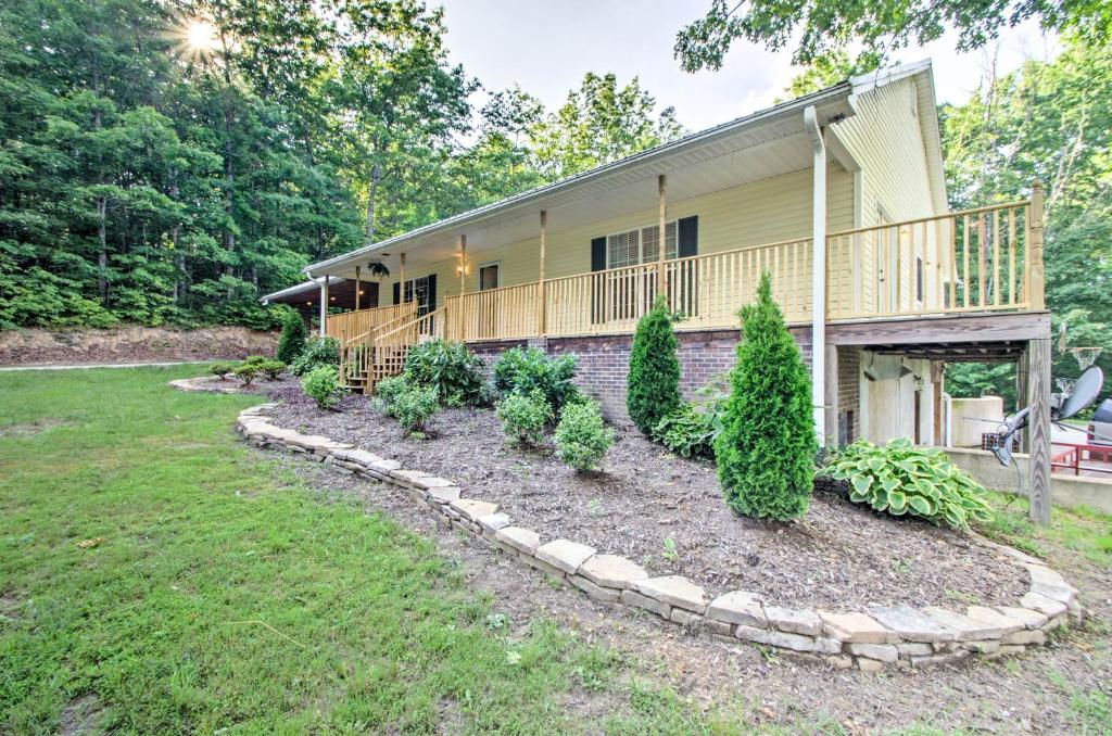 Cedar Mountain House on 12 Acres - Near Trails! - main image
