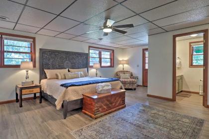 Bright Bungalow Near Mtn Biking and Fly Fishing - image 13