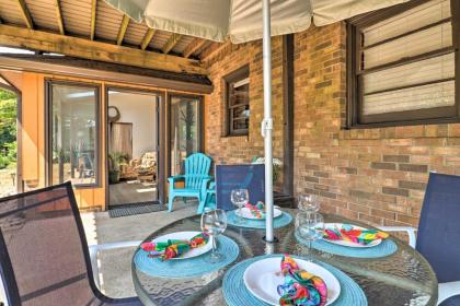 Bright Bungalow Near Mtn Biking and Fly Fishing - image 3