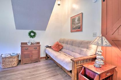 Bright Bungalow Near Mtn Biking and Fly Fishing - image 8