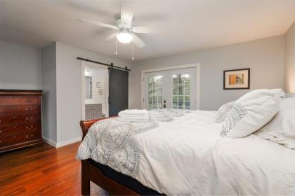 Hillside Hideaway at Glen Cannon - image 14