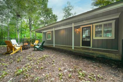 Hillside Hideaway at Glen Cannon - image 2