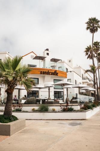 Sandcastle Hotel on the Beach - image 5